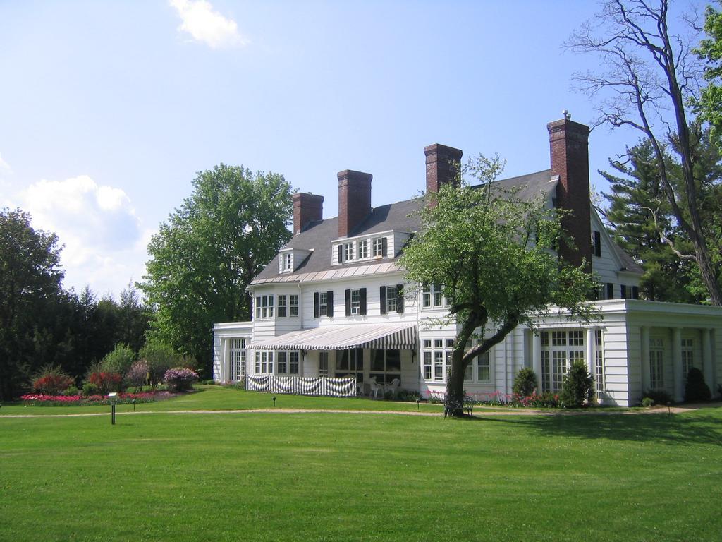 Four Chimneys Inn Bennington Exterior foto